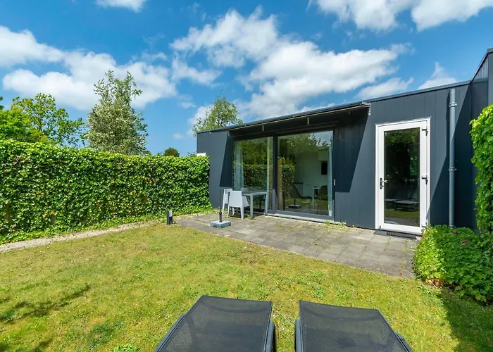 Lägenhet In Schoorl Near Schoorlse Duinen *